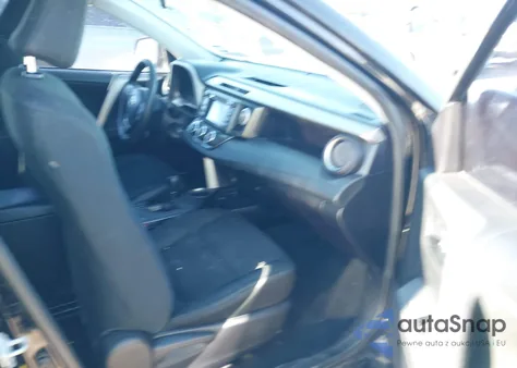 2015 Toyota Rav4 Le z USA, uszkodzony, nr VIN 2T3ZFREV6FW138516